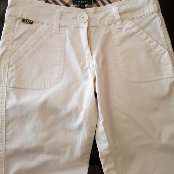 Burberry Women White Cropped/Capri Pants Size 4. - Picture 6 of 16
